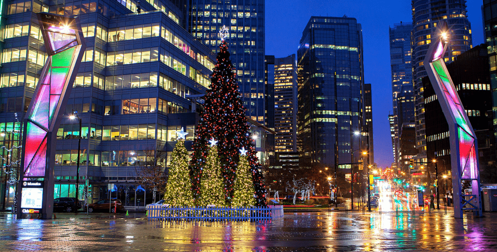 главная елка Ванкувера сменит локацию,Robson Square, площадь Робсон, новый год в Ванкувере