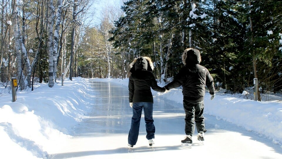 Arrowhead Provincial Park Ice Skating Trail, дорожки для катания на коньках