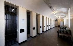 HI-Ottawa Jail Hostel,