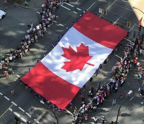 парад к 150 летию в Ванкувере