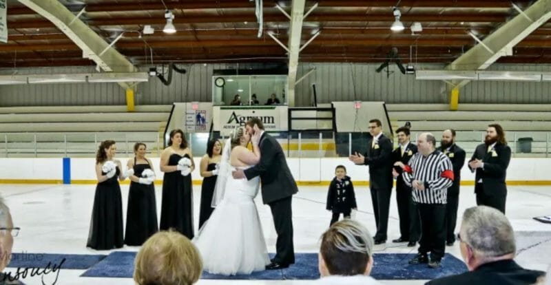 свадьба хоккей