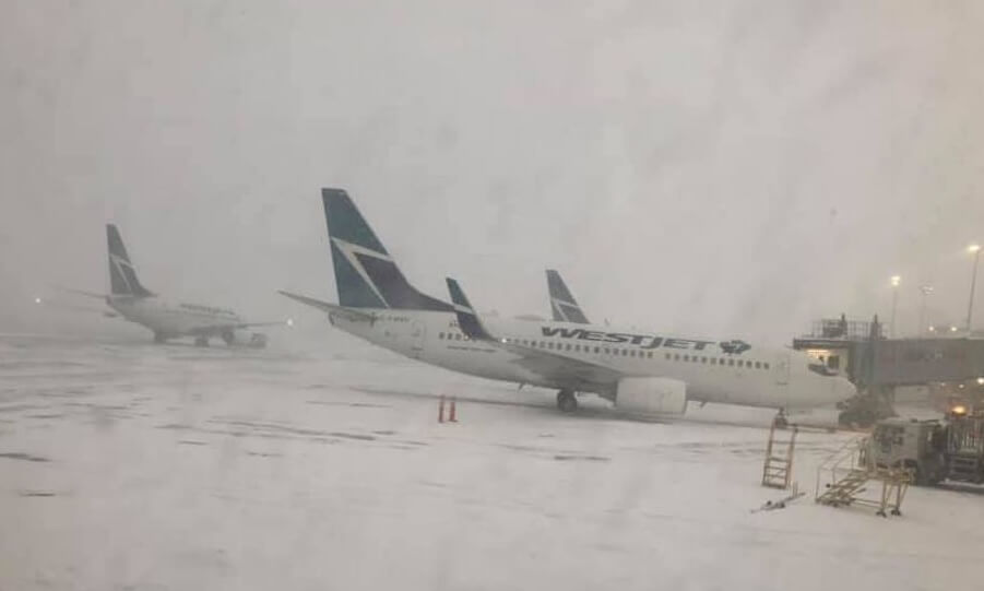 аэропорт торонто снегопад