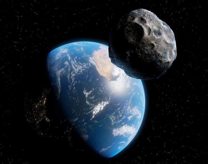 Огромный астероид приближается к Земле с невероятной скоростью
