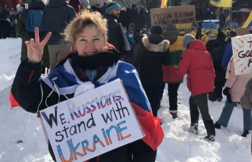 россиянку не пустили в посольство в канаде