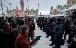 стычки с полицией канада