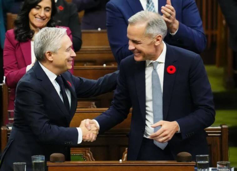 Большинство канадцев