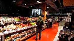 Канадцы не платят по счетам