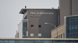 Медсестра крупной канадской больницы