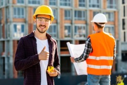 Помощники на стройку