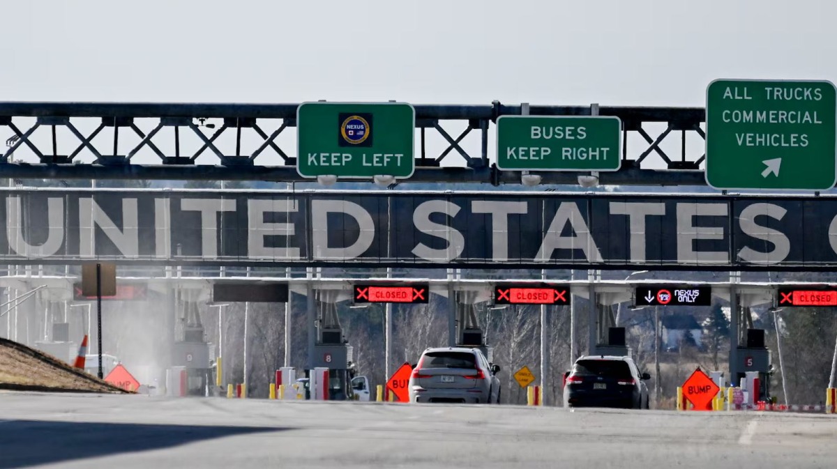 Права канадців на кордоні США Канадський паспорт та правила в'їзду до США