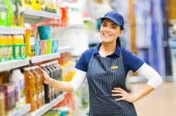 Продавец в польский магазин