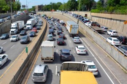 Рейтинг транспортных заторов Канады INRIX 2025 Монреаль Торонто Ванкувер