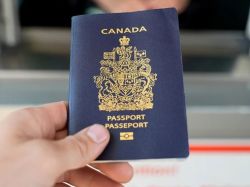 Канадский паспорт