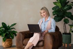 Консультация нотариуса по составлению завещания и защите наследства в Канаде.