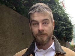 Судебные документы по делу об угрозах в адрес Марка Карни в провинции Онтарио.