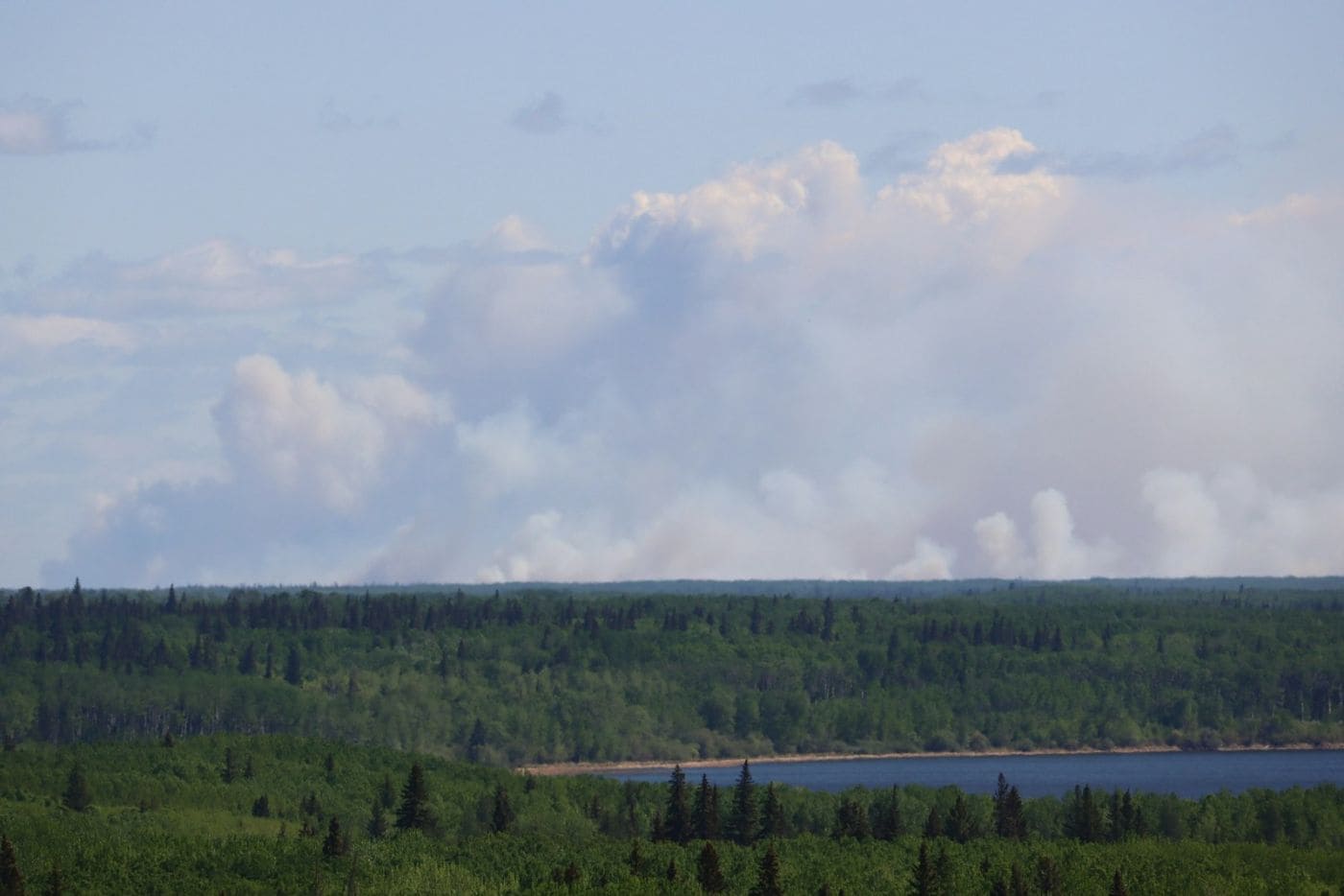 База Канадских вооружённых сил Wainwright в Альберте, где произошли взрыв и пожар